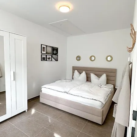 Apartment Modernes Haus Naehe Parndorf
